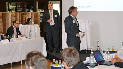 Jörg P. Kowalewski introduces Thomas Farrant of HSBC Trinkaus & Burkhardt