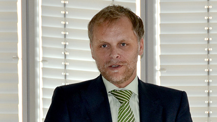 Jörg P. Kowalewski